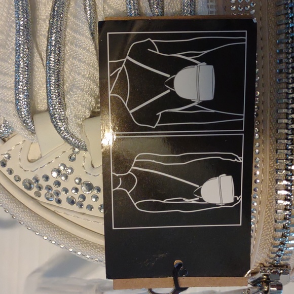 STEVE MADDEN BROARING Bag in Multi-White - Picture 8 of 15